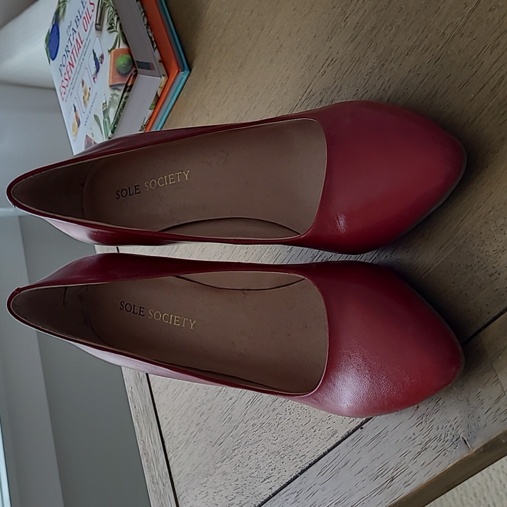 Sole Society red wedges